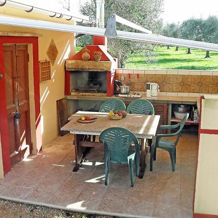 Hotel Camping Terreno-Ro-Bi-Li à Cutrofiano Extérieur photo