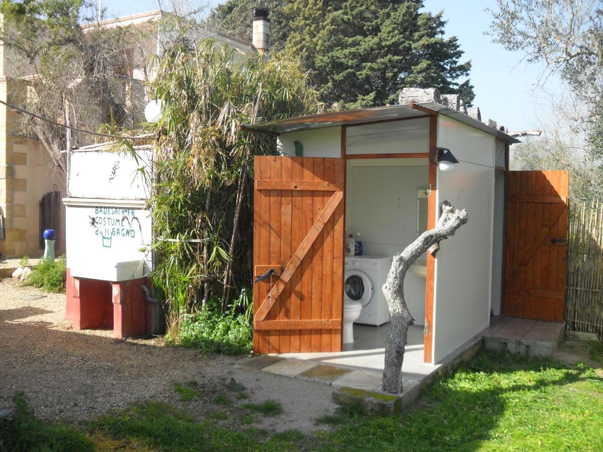 Hotel Camping Terreno-Ro-Bi-Li à Cutrofiano Extérieur photo